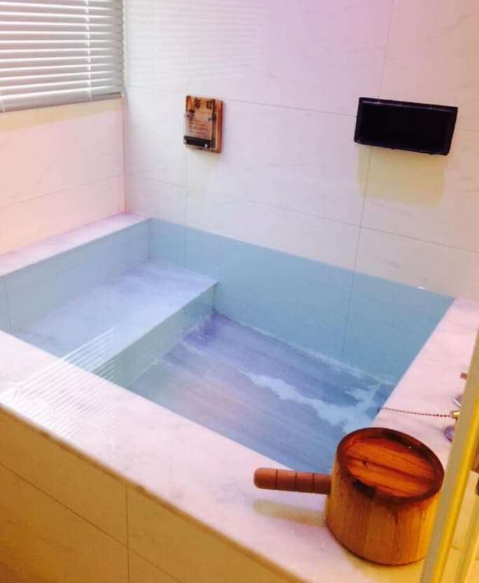 台南spa依美琦衛民會館的浴缸,我最愛的泡泡浴
